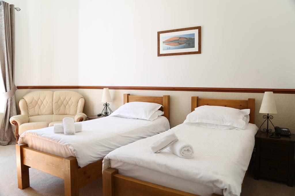 Keswick Park Hotel Екстер'єр фото