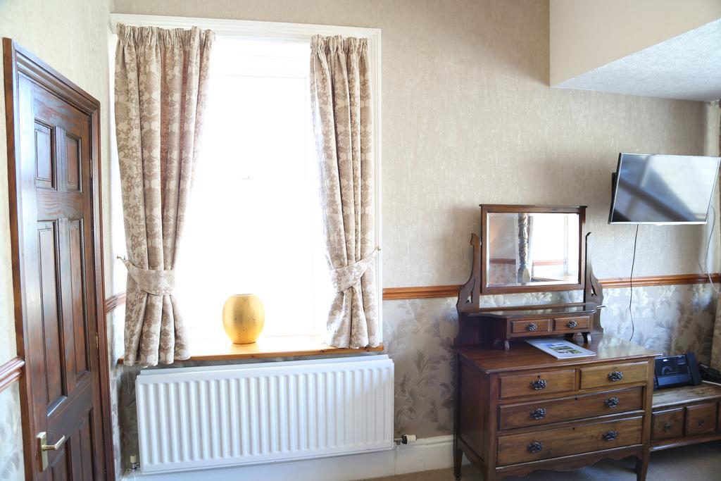 Keswick Park Hotel Екстер'єр фото